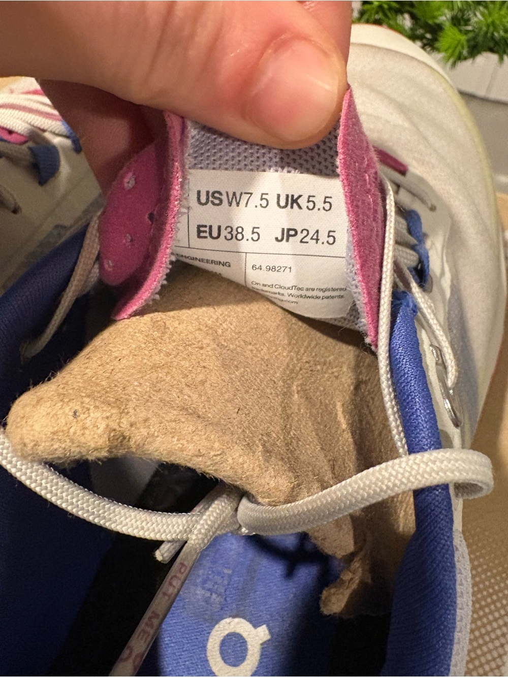 On Cloud Cloudvista women’s size 7.5 hiking running shoes - Picture 9 of 11